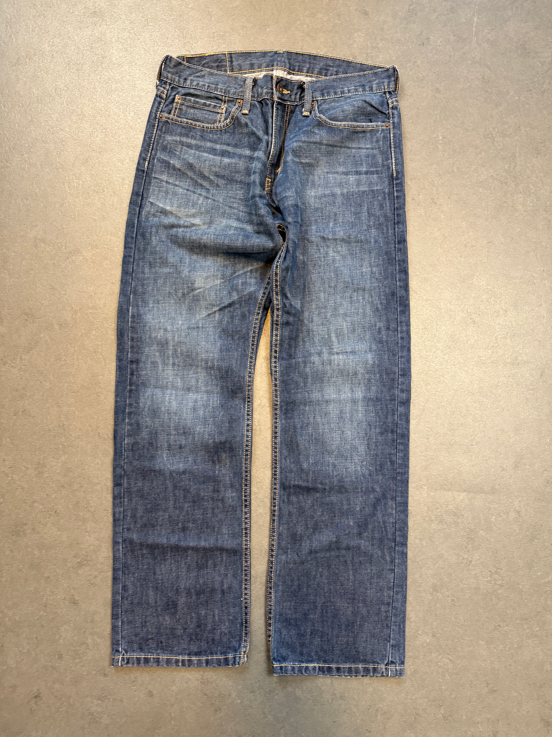 VINTAGE STRAIGHTLEG JEANS (W33L32)