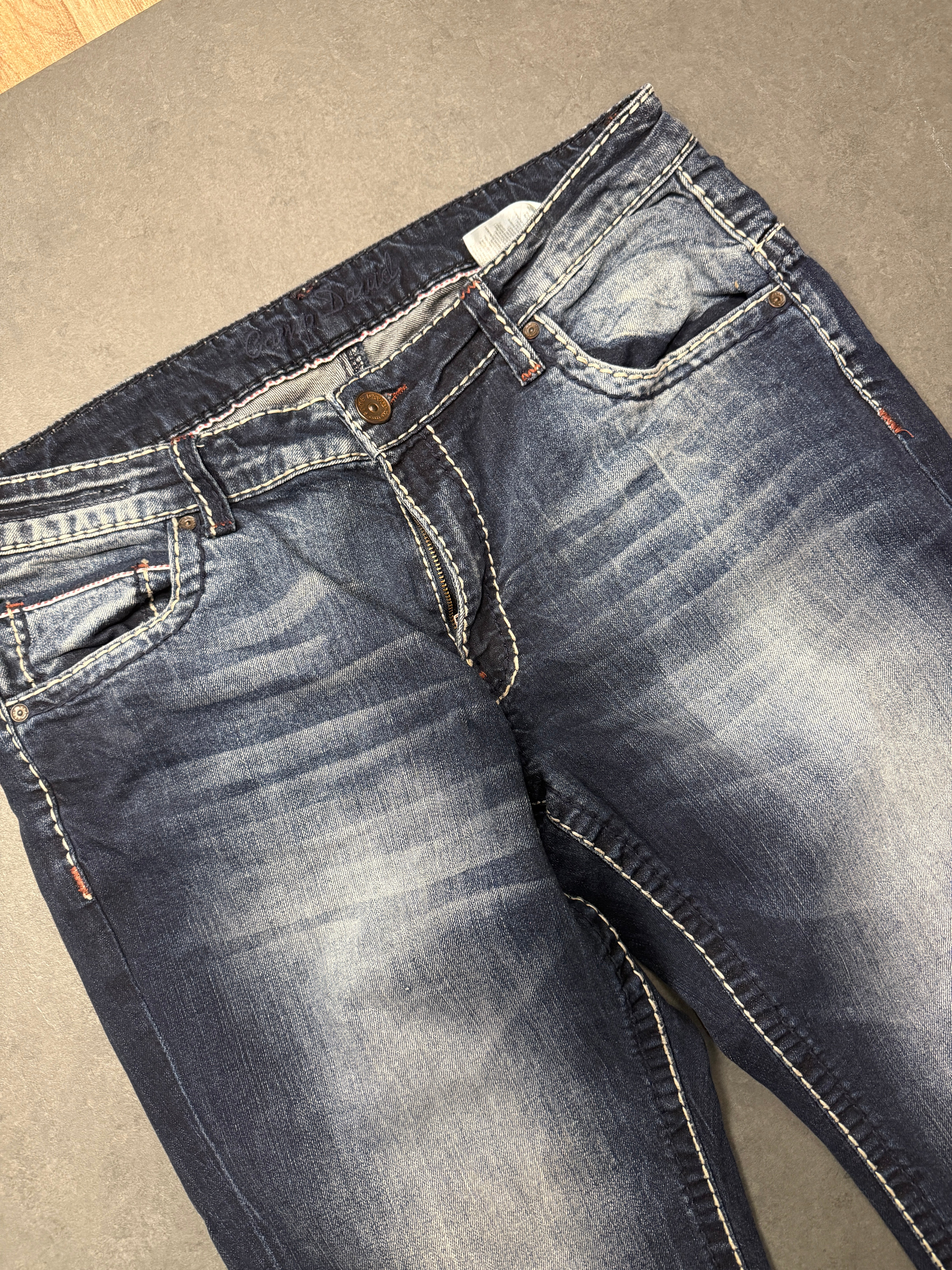 VINTAGE WASHED STRAIGHTLEG JEANS W36 L32