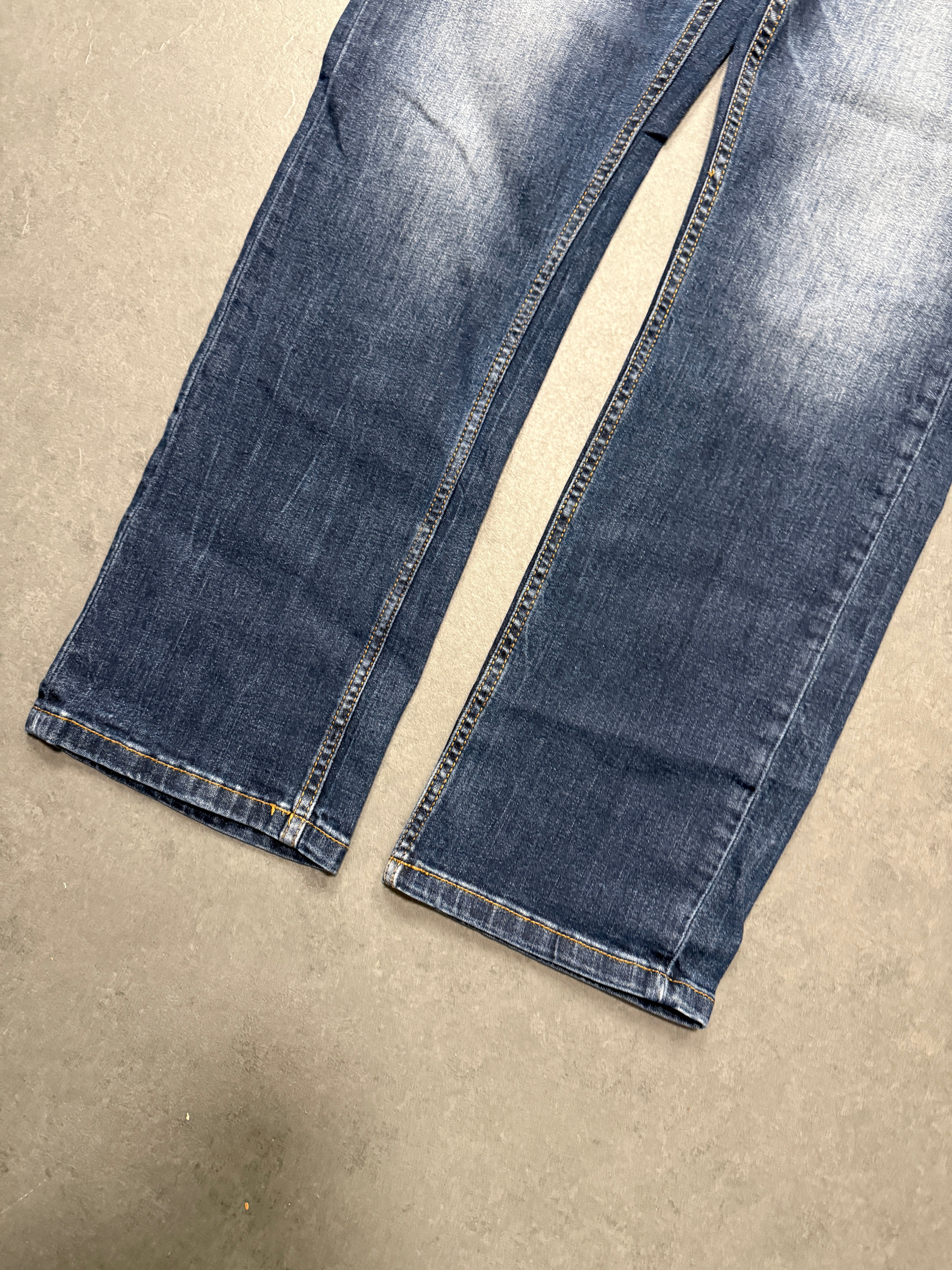 VINTAGE WASHED STRAIGHTLEG JEANS W32 L32