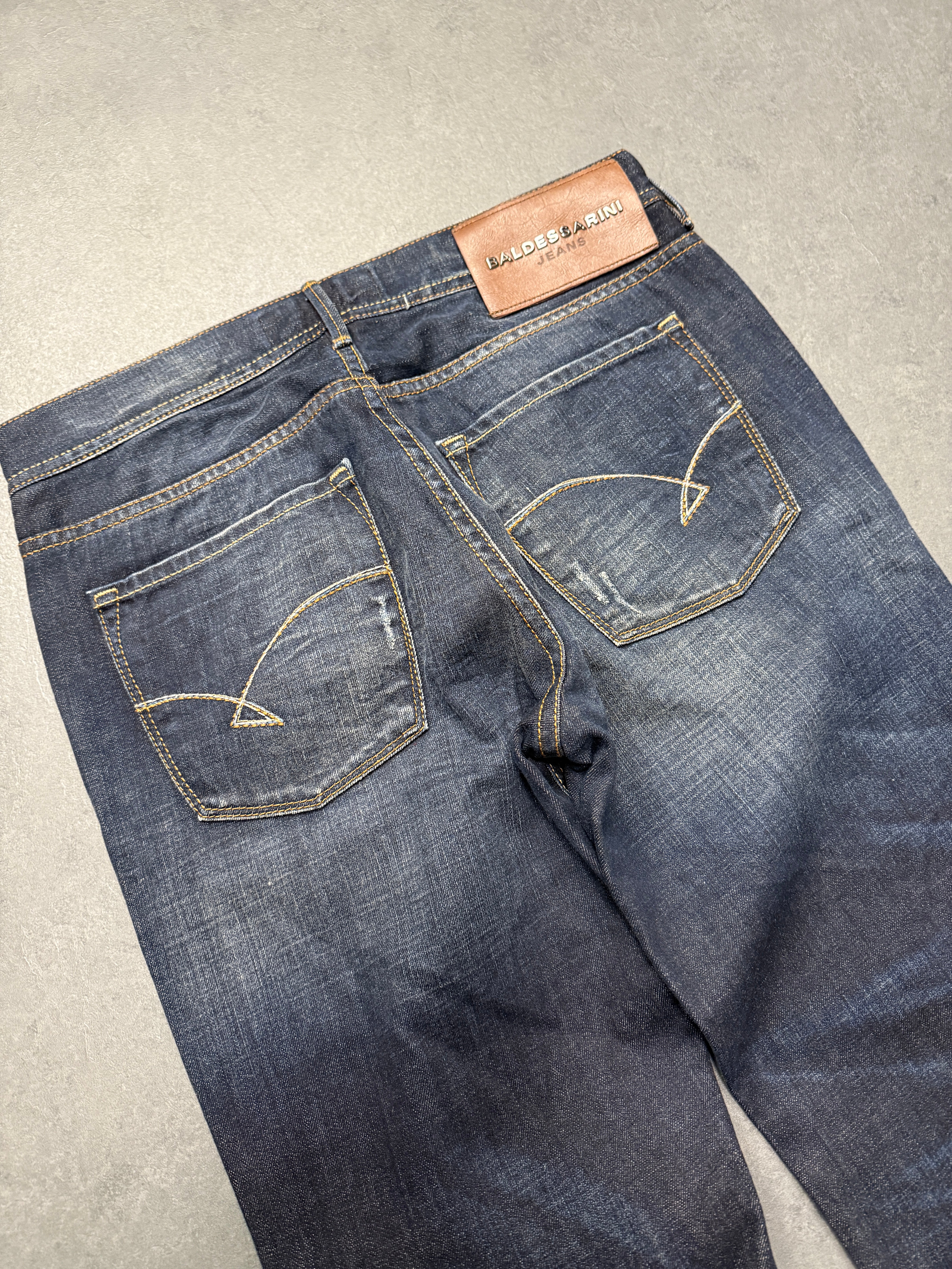 VINTAGE WASHED STRAIGHTLEG JEANS W33 L30