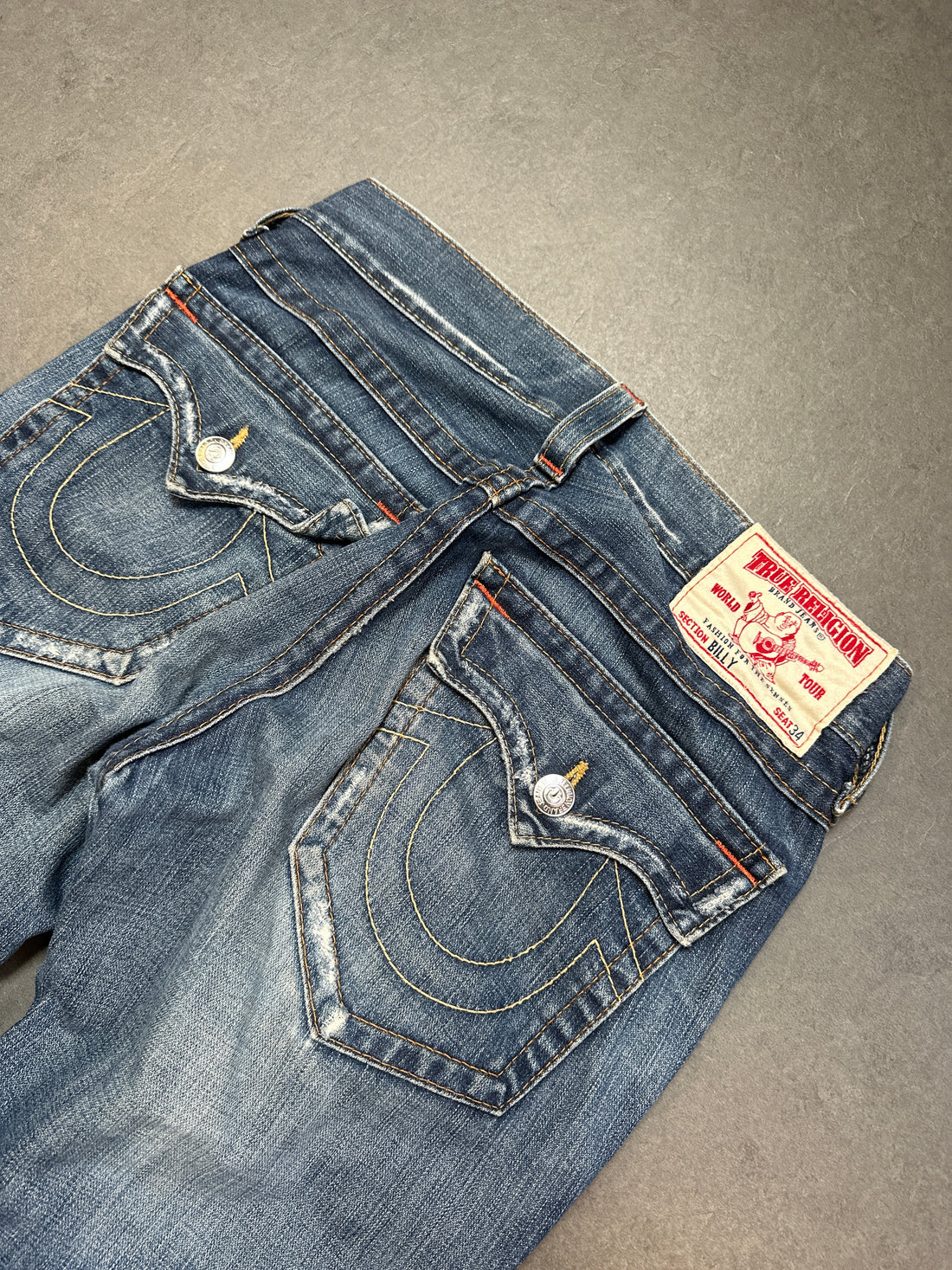 TRUE RELIGION JEANS (W30)