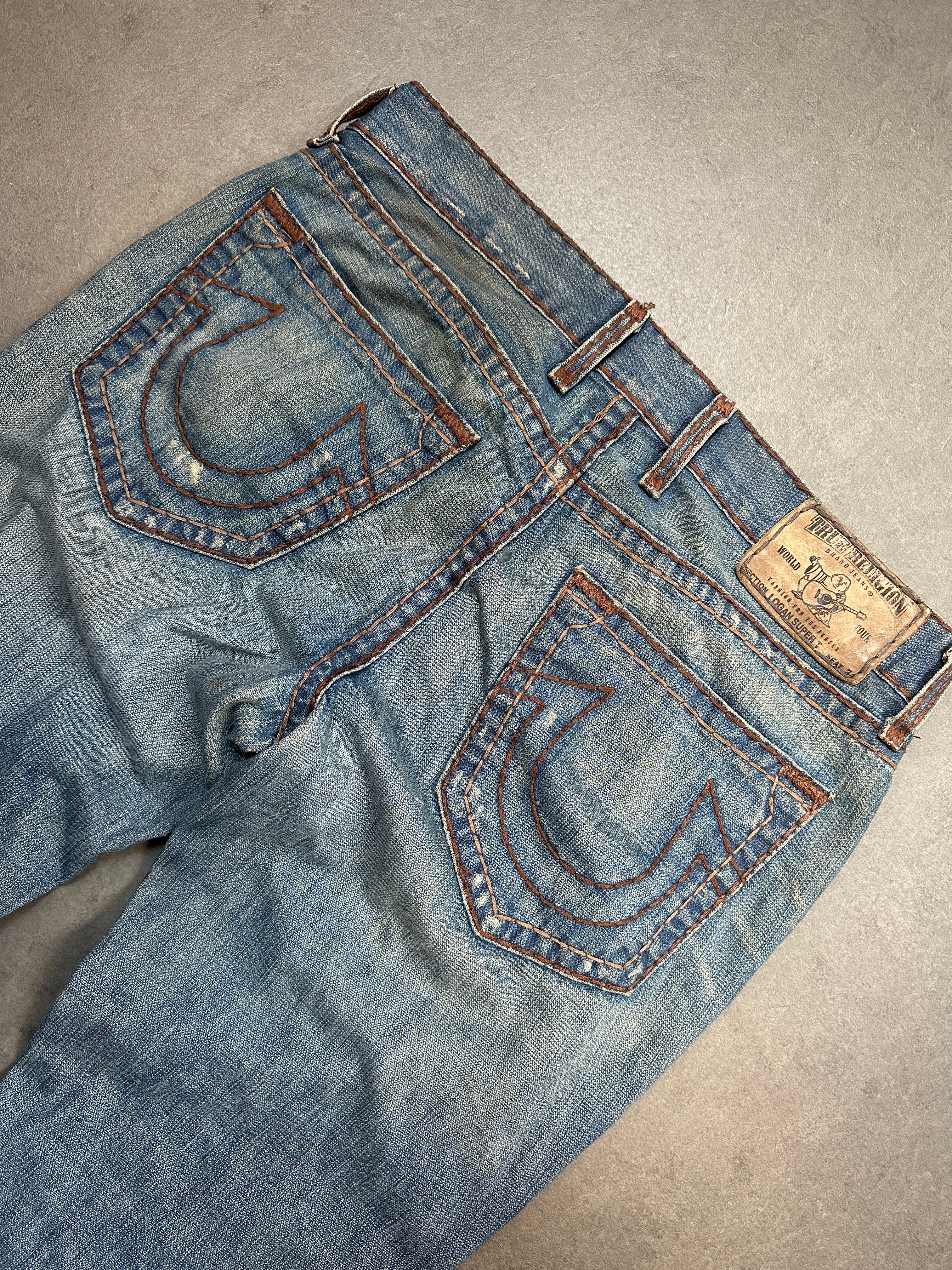 TRUE RELIGION JEANS (W36L34)