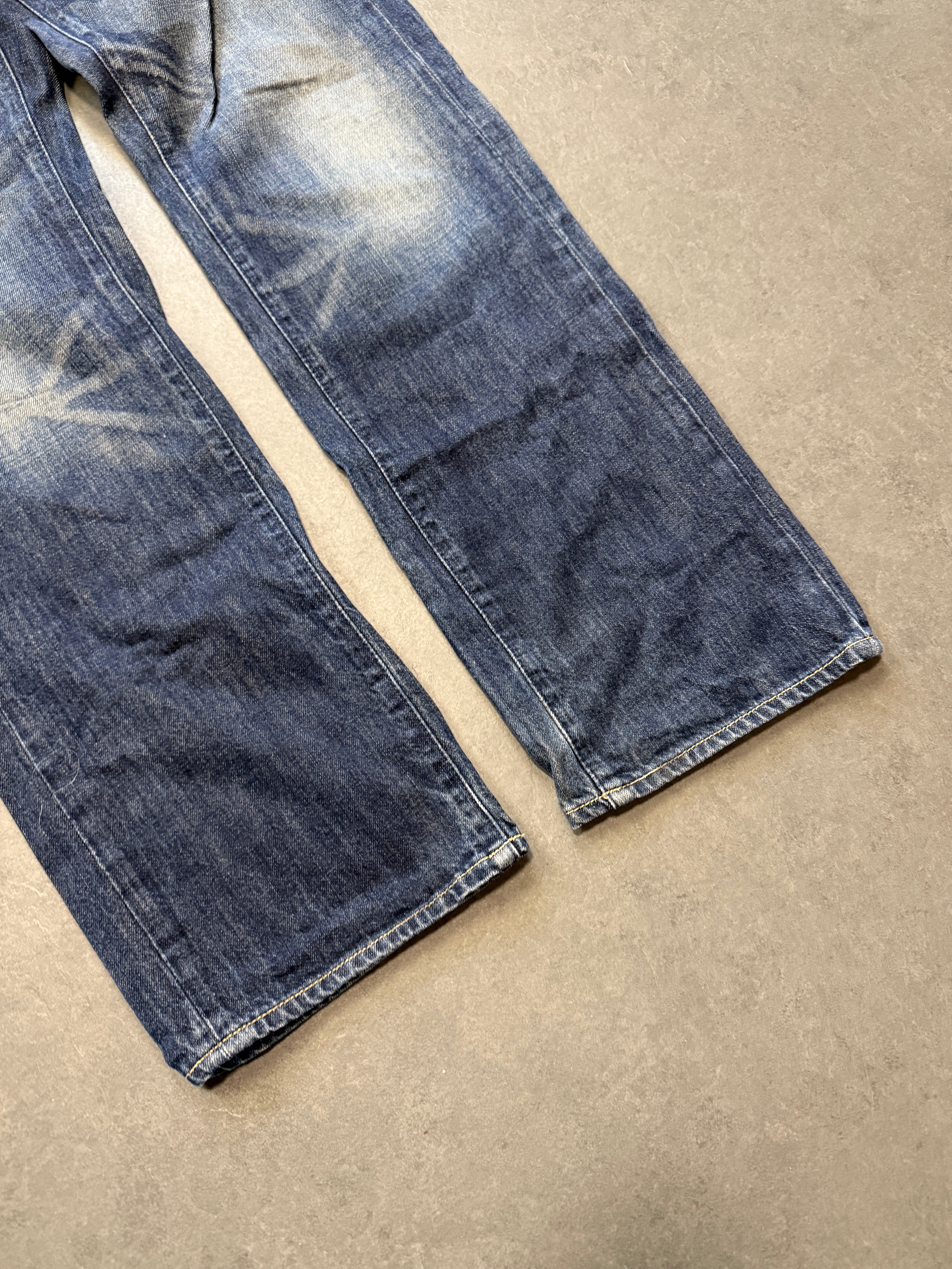 VINTAGE WASHED STRAIGHTLEG JEANS W32 L32