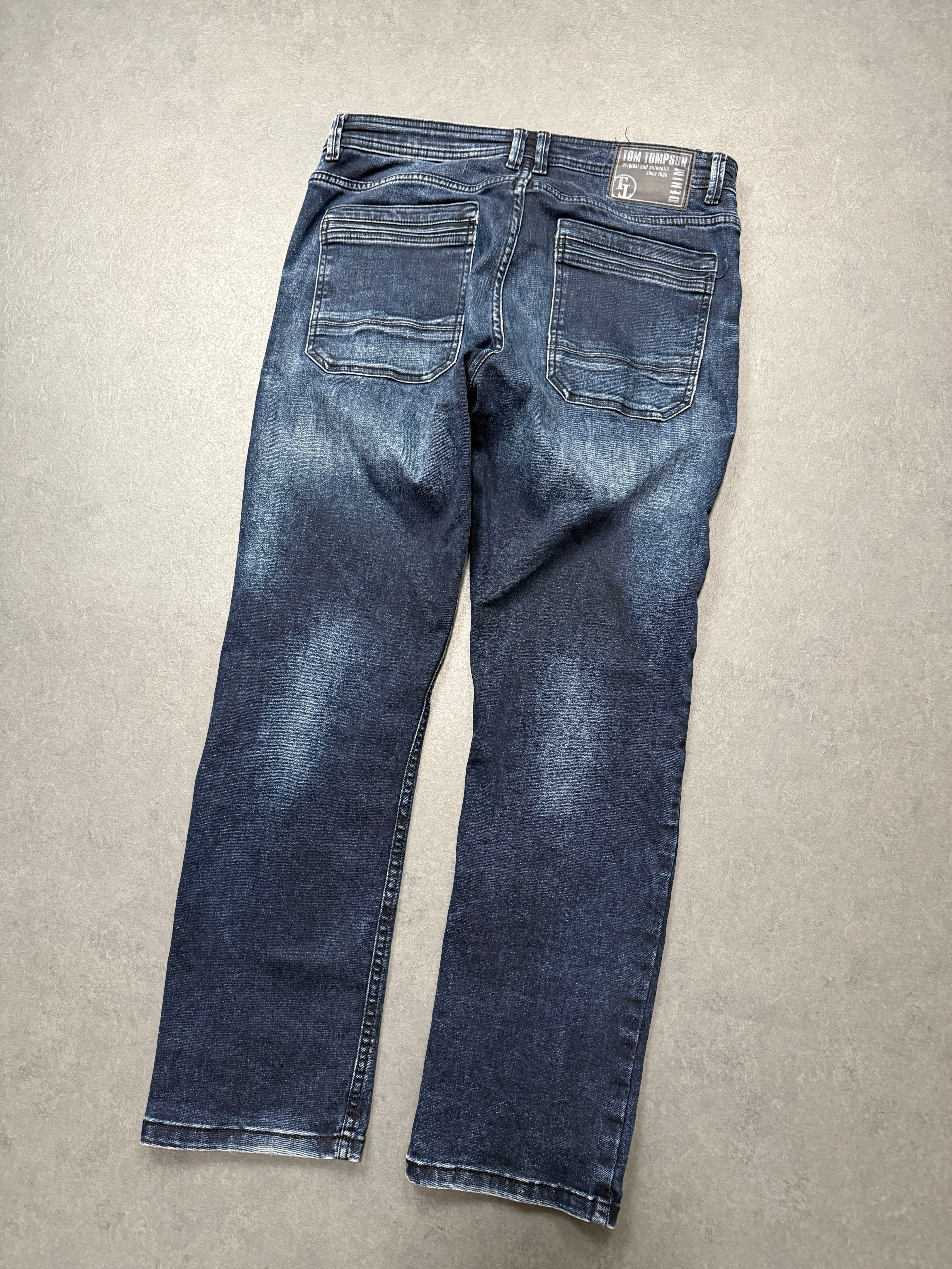 VINTAGE WASHED STRAIGHTLEG JEANS W32 L30
