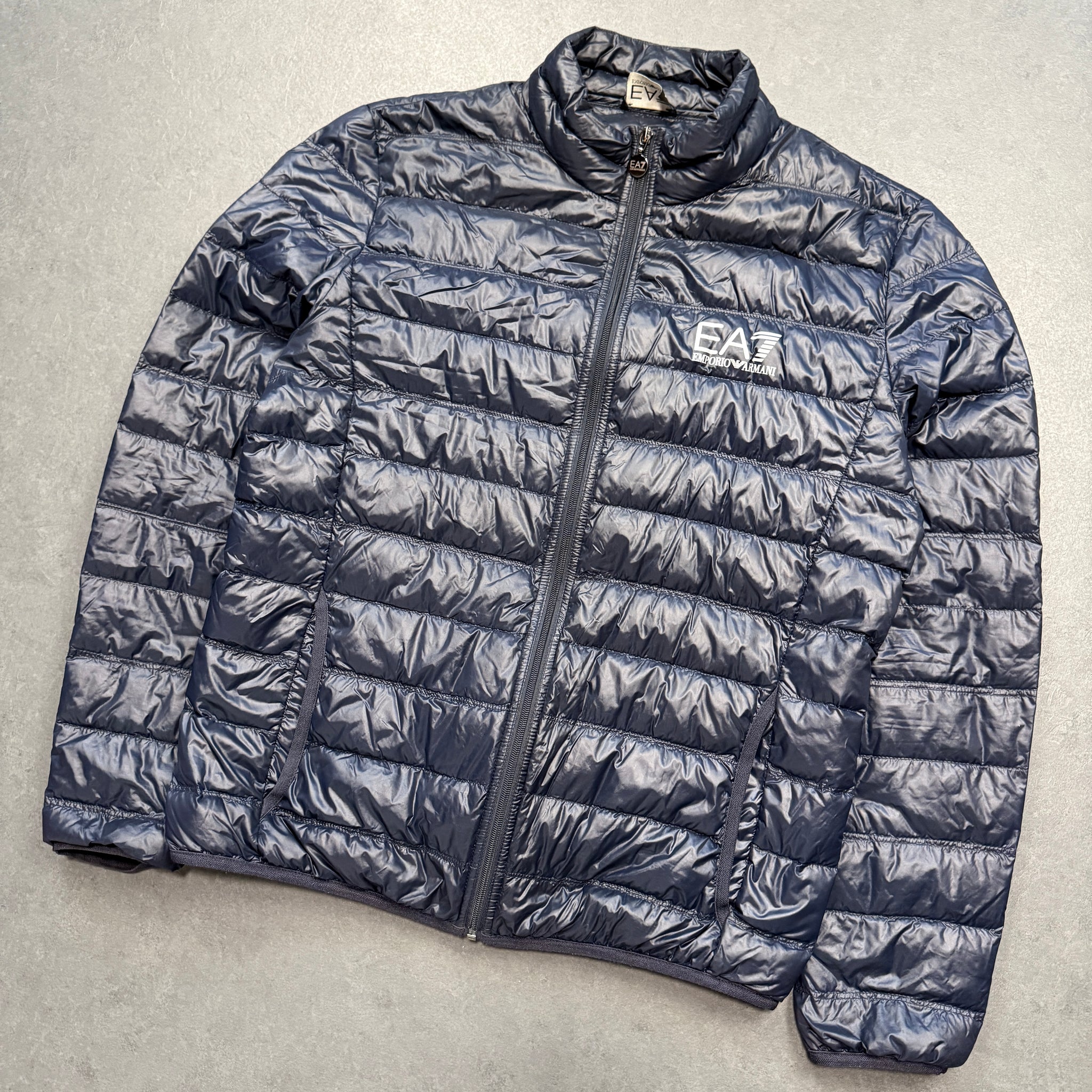 EA7 JACKE DUNKELBLAU GLÄNZEND (XL)