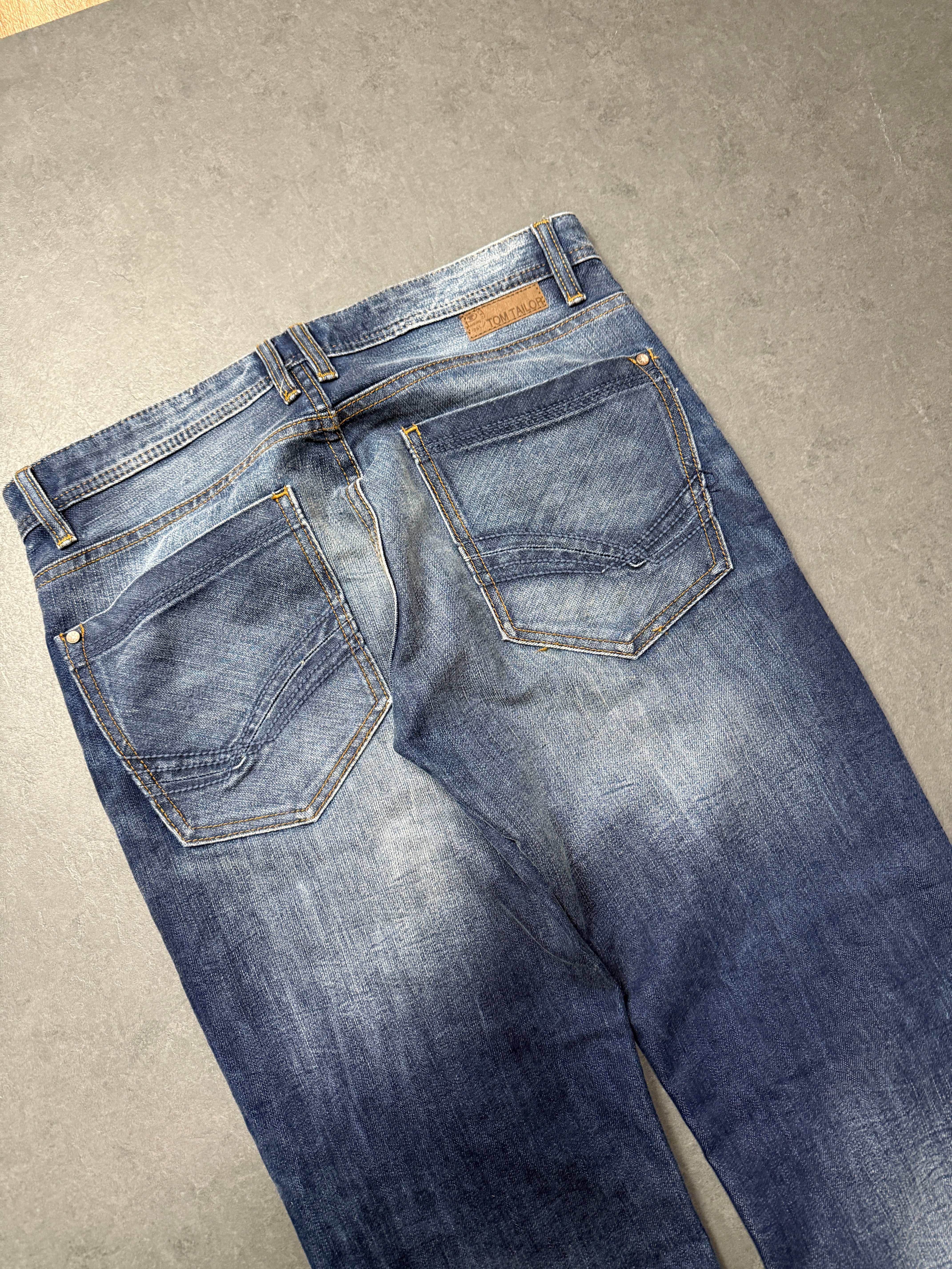 VINTAGE WASHED STRAIGHTLEG JEANS W34 L32