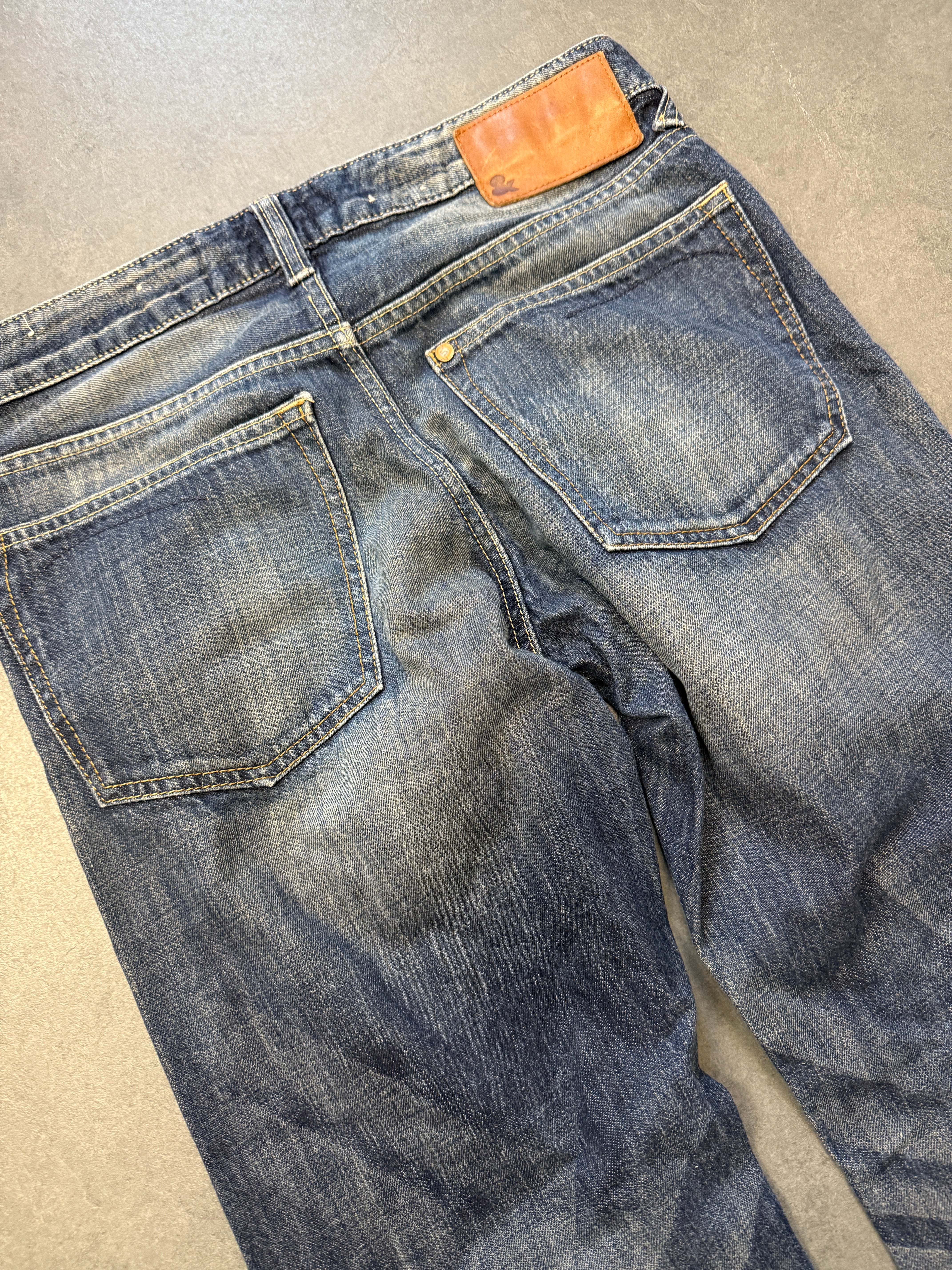 VINTAGE WASHED STRAIGHTLEG JEANS W32 L32