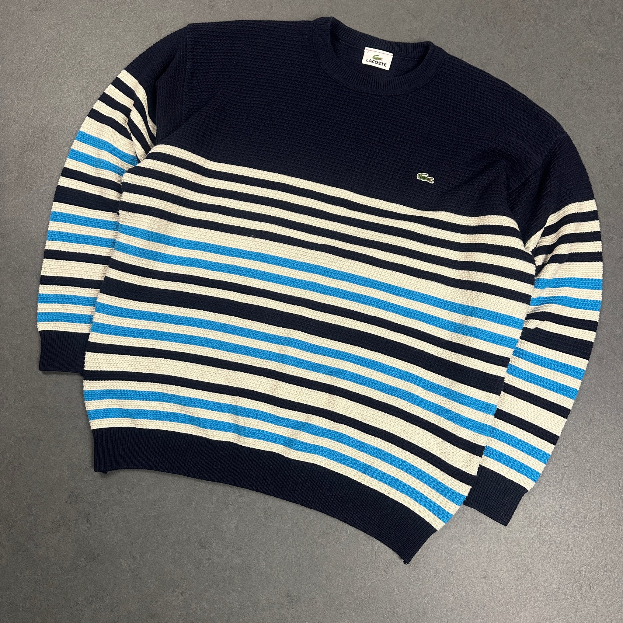 LACOSTE SWEATER  (XL)