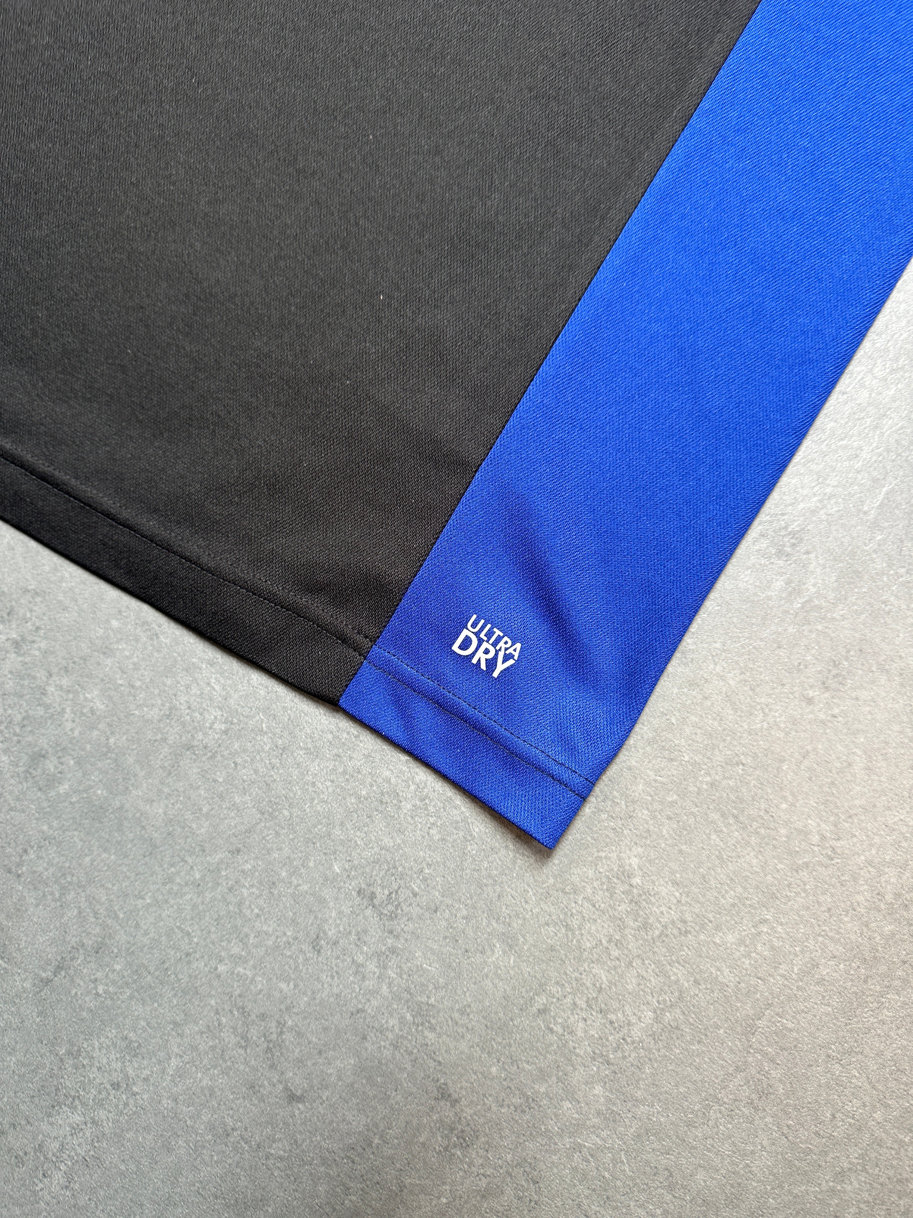 LACOSTE SPORT POLO SHIRT (L)