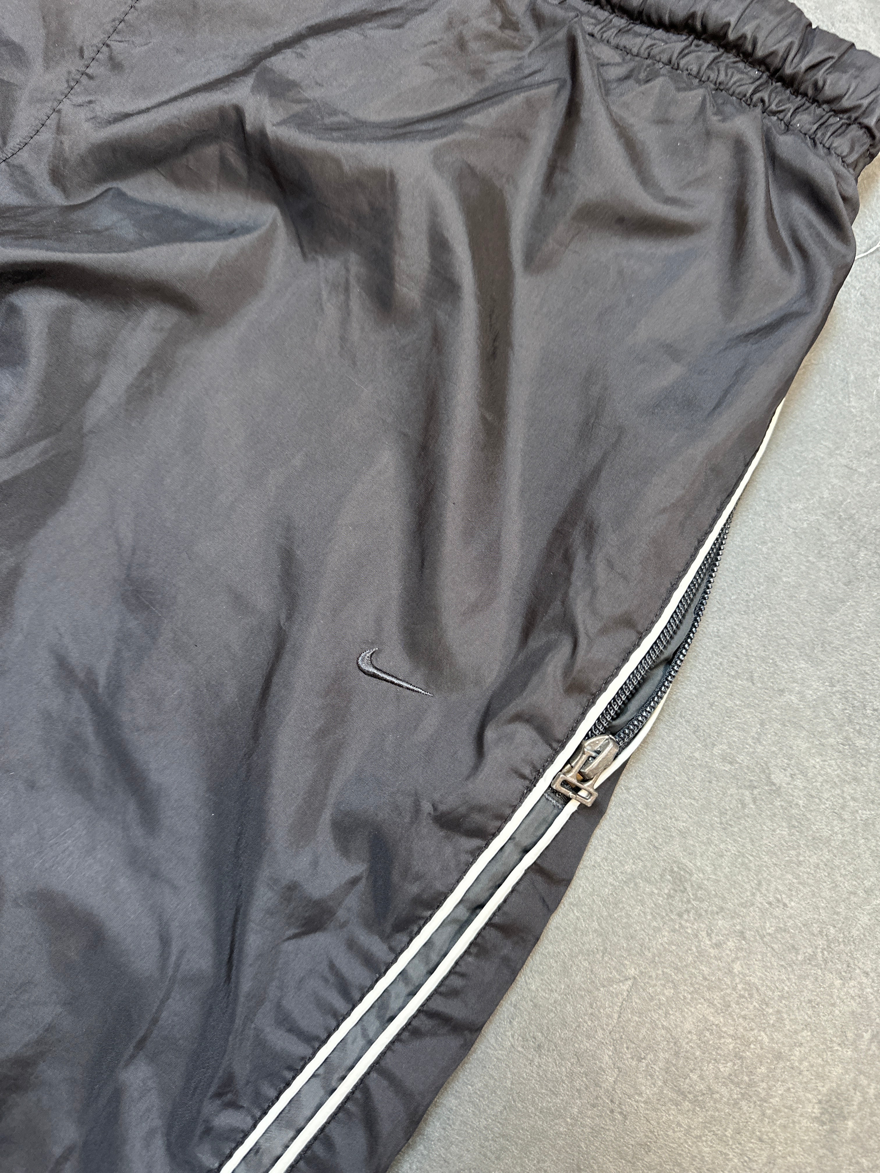 NIKE TRACKPANTS (L)