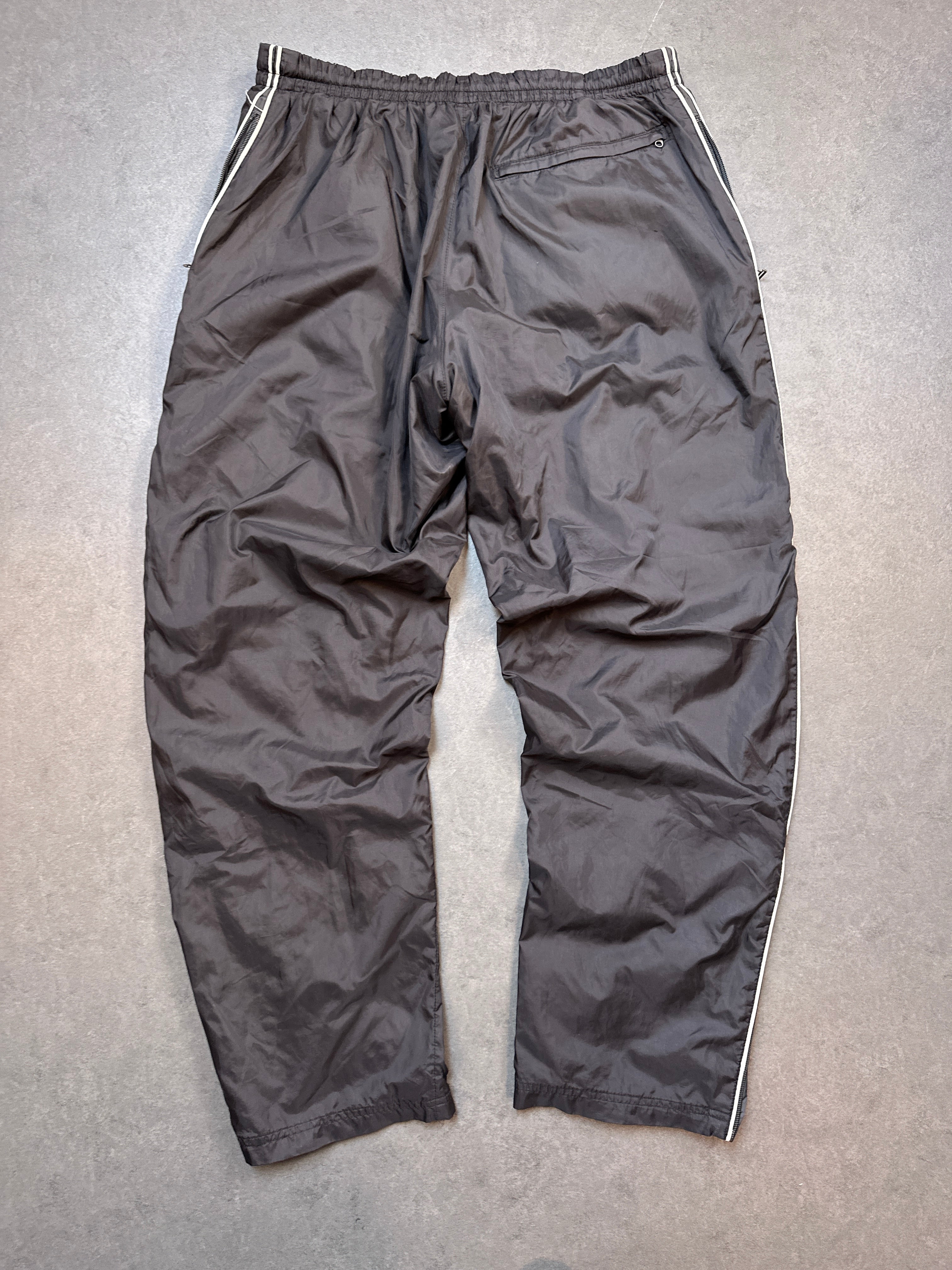 NIKE TRACKPANTS (L)