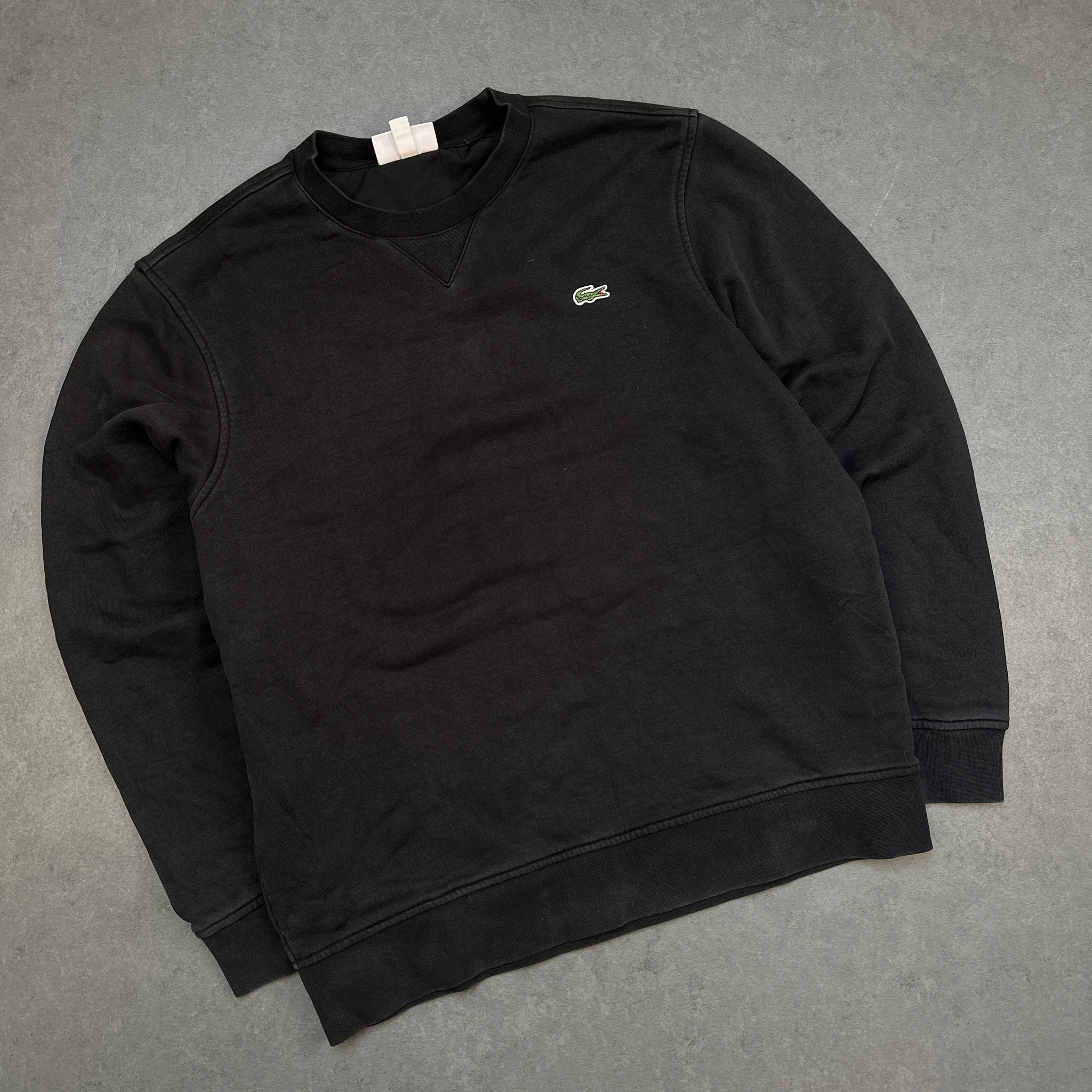 LACOSTE SWEATER (L)
