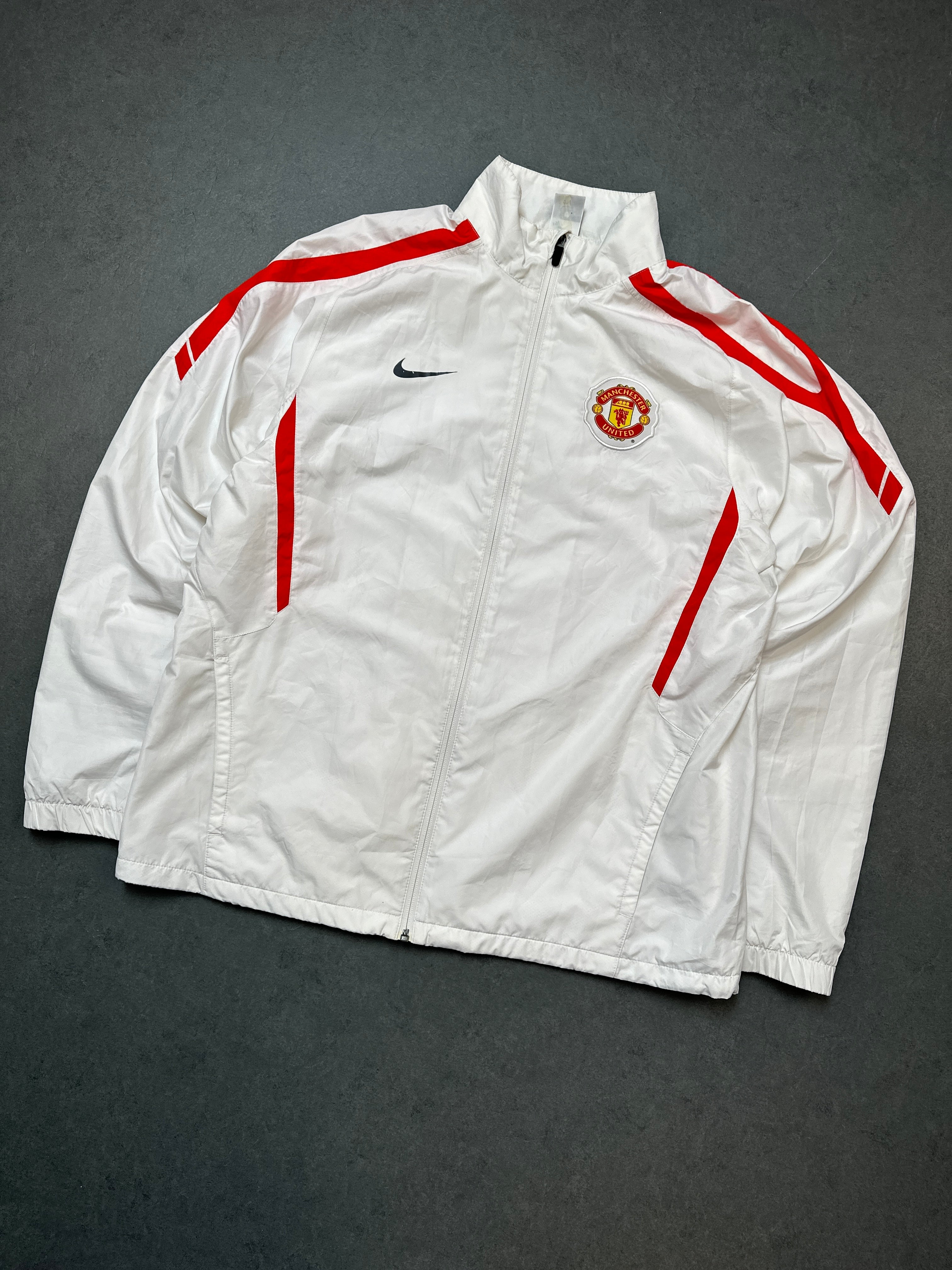 MANCHESTER UNITED TRACKSUIT (XL)