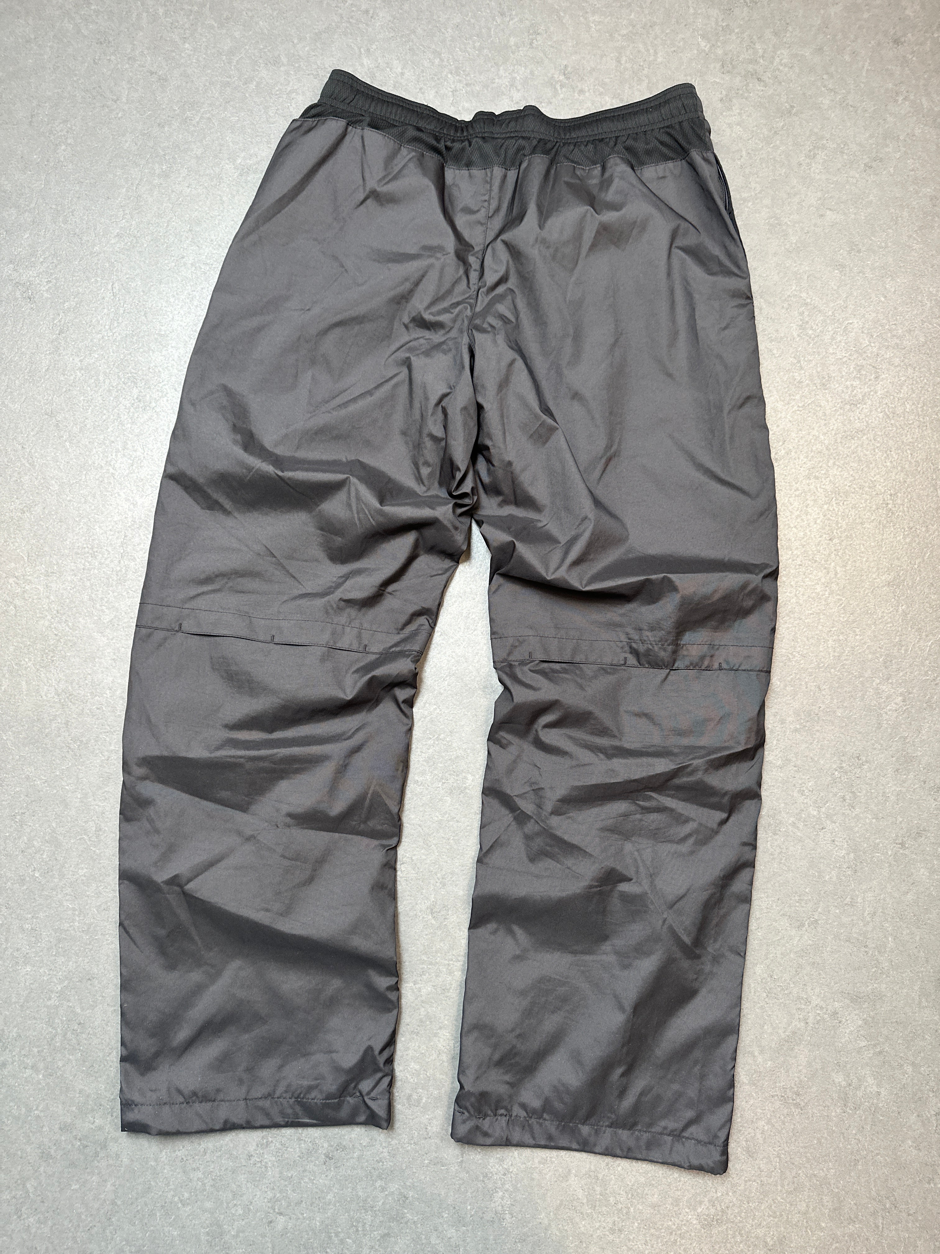 MANCHESTER UNITED TRACKSUIT (XL)