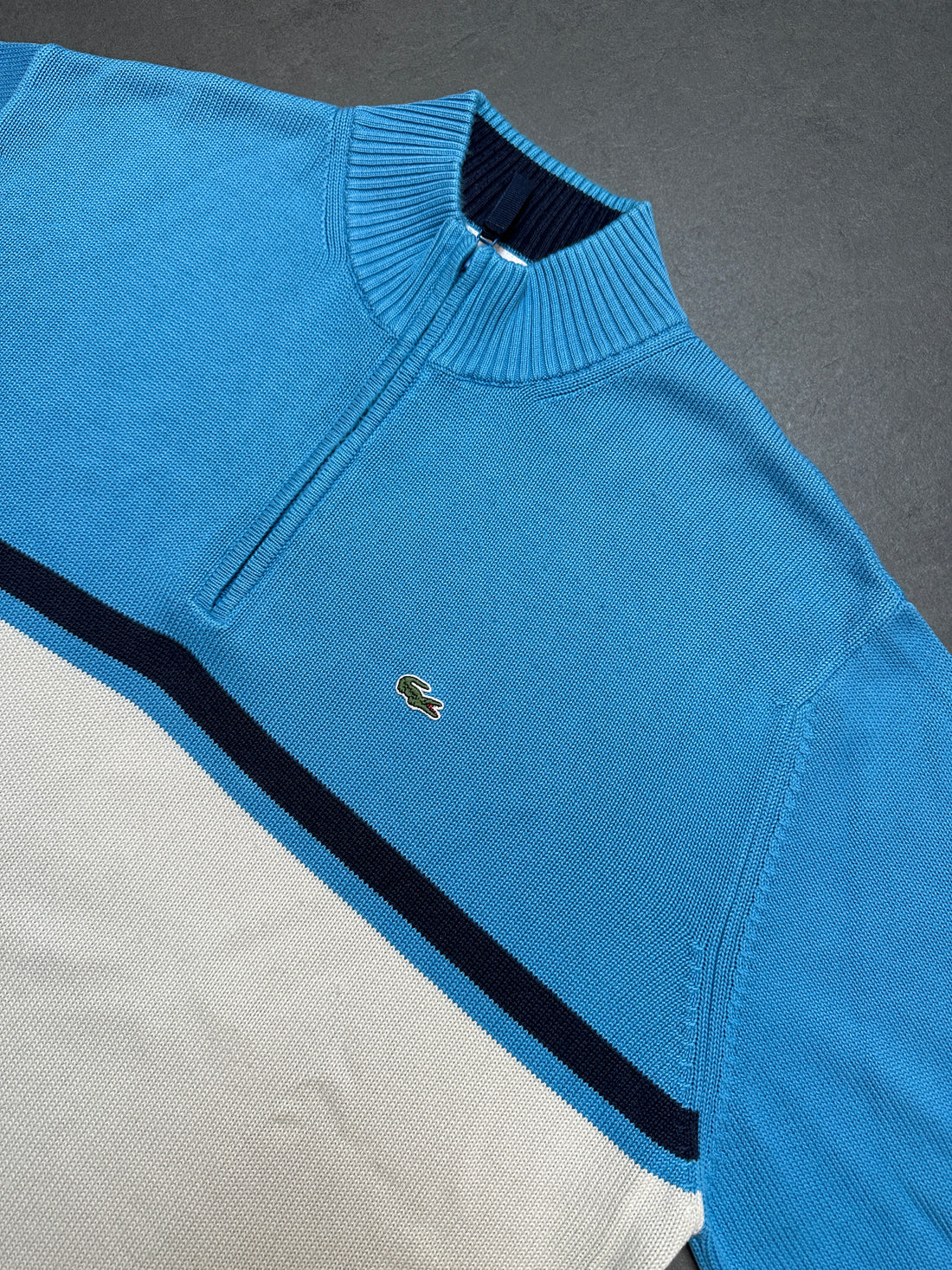 LACOSTE ZIPSWEATER  (XXL)