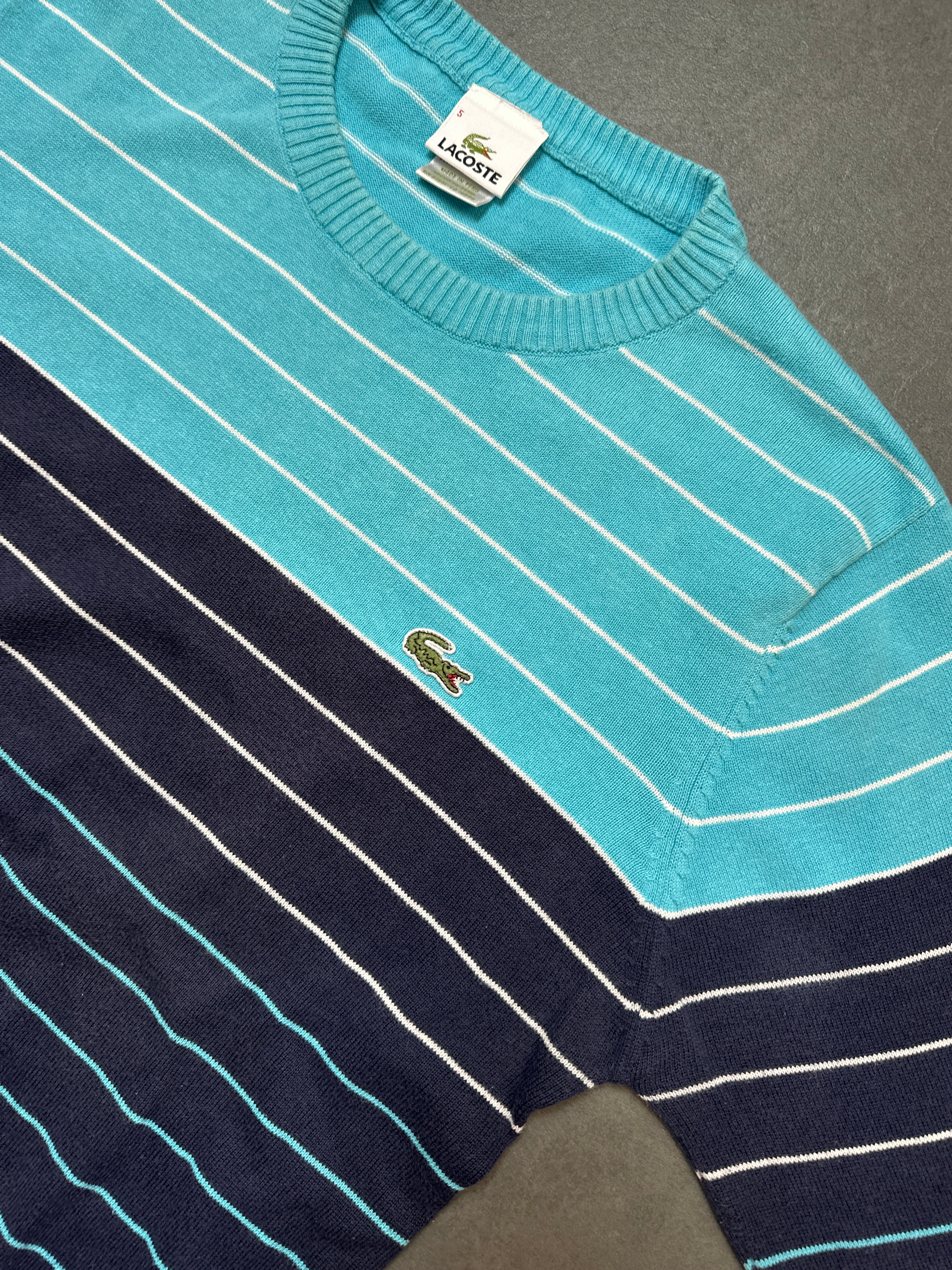 LACOSTE SWEATER (M-L)