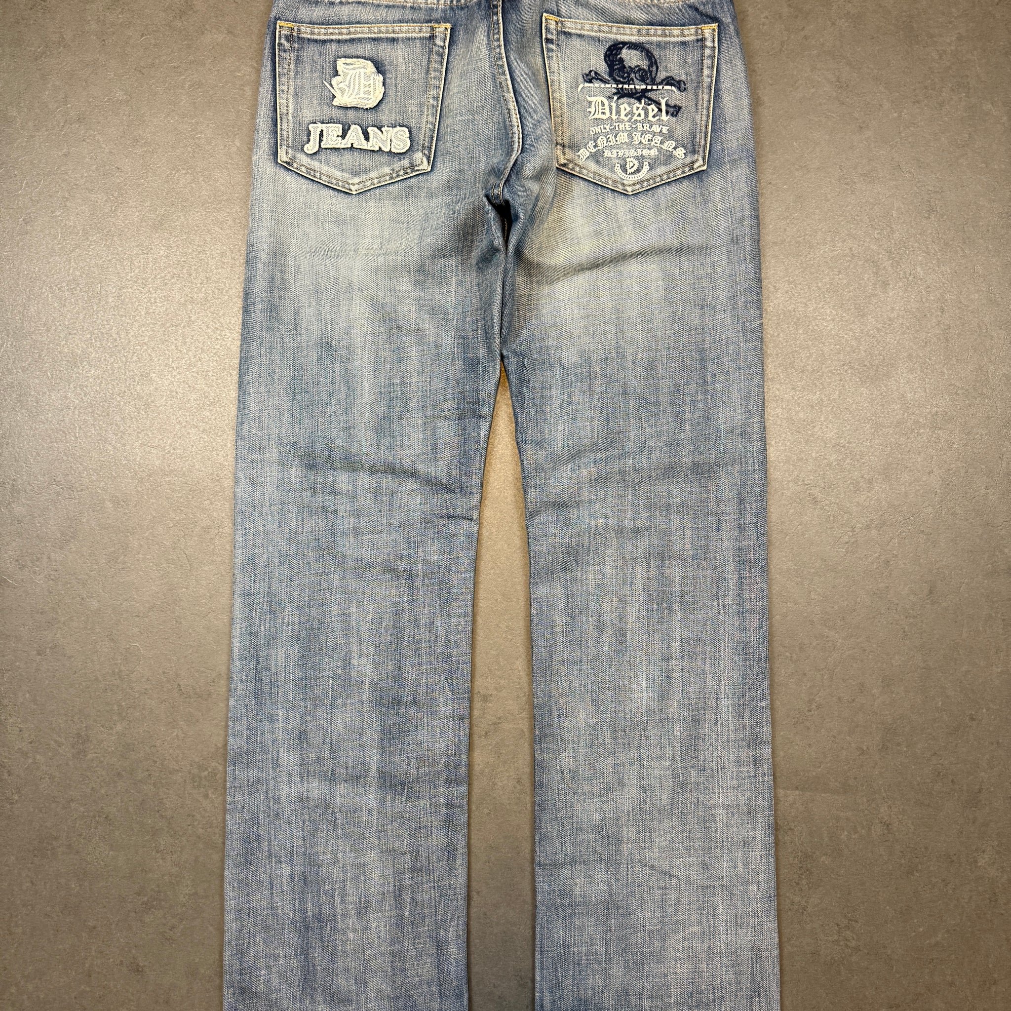 DIESEL JEANS (W36)