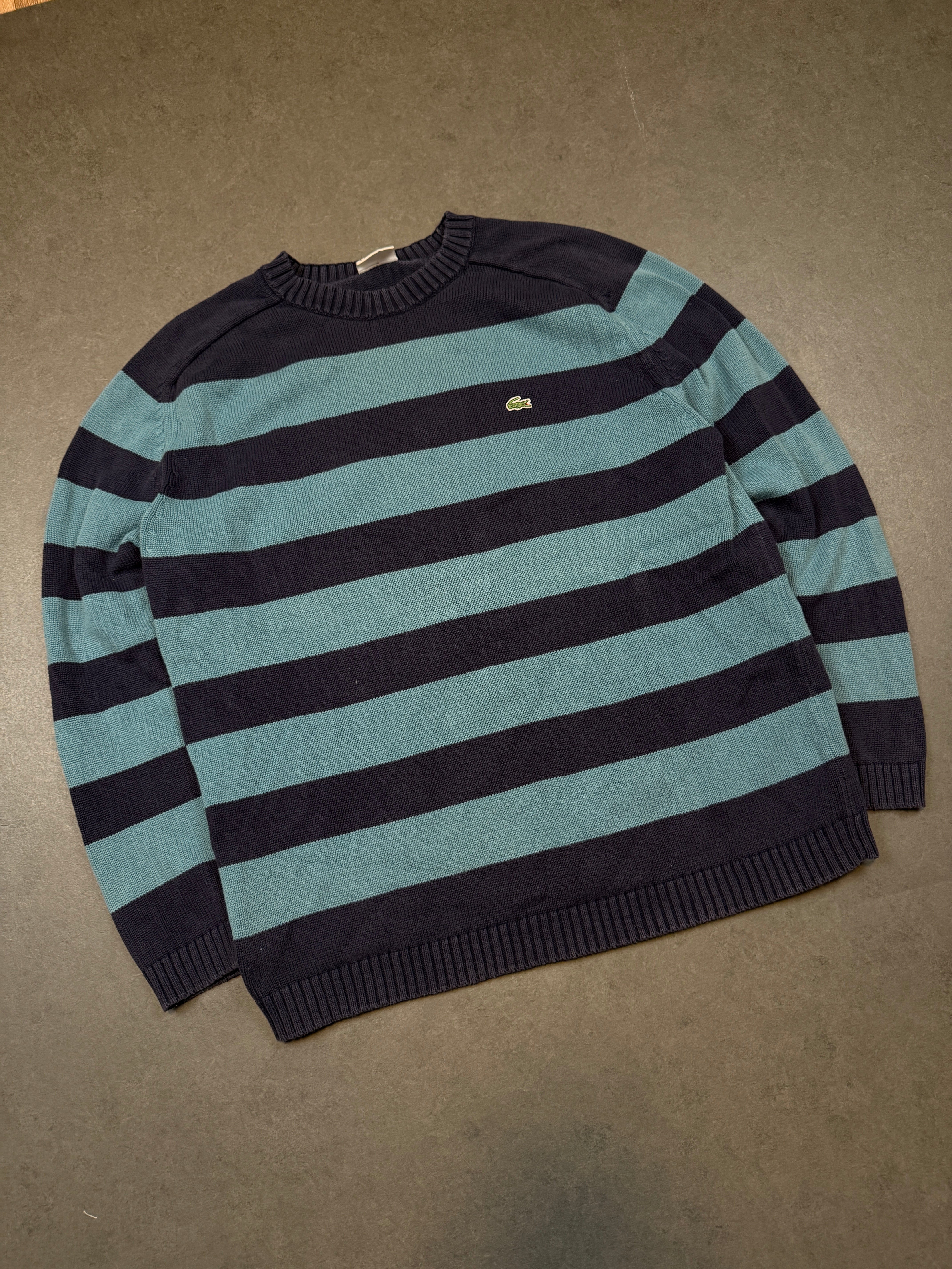 LACOSTE SWEATER (XL)