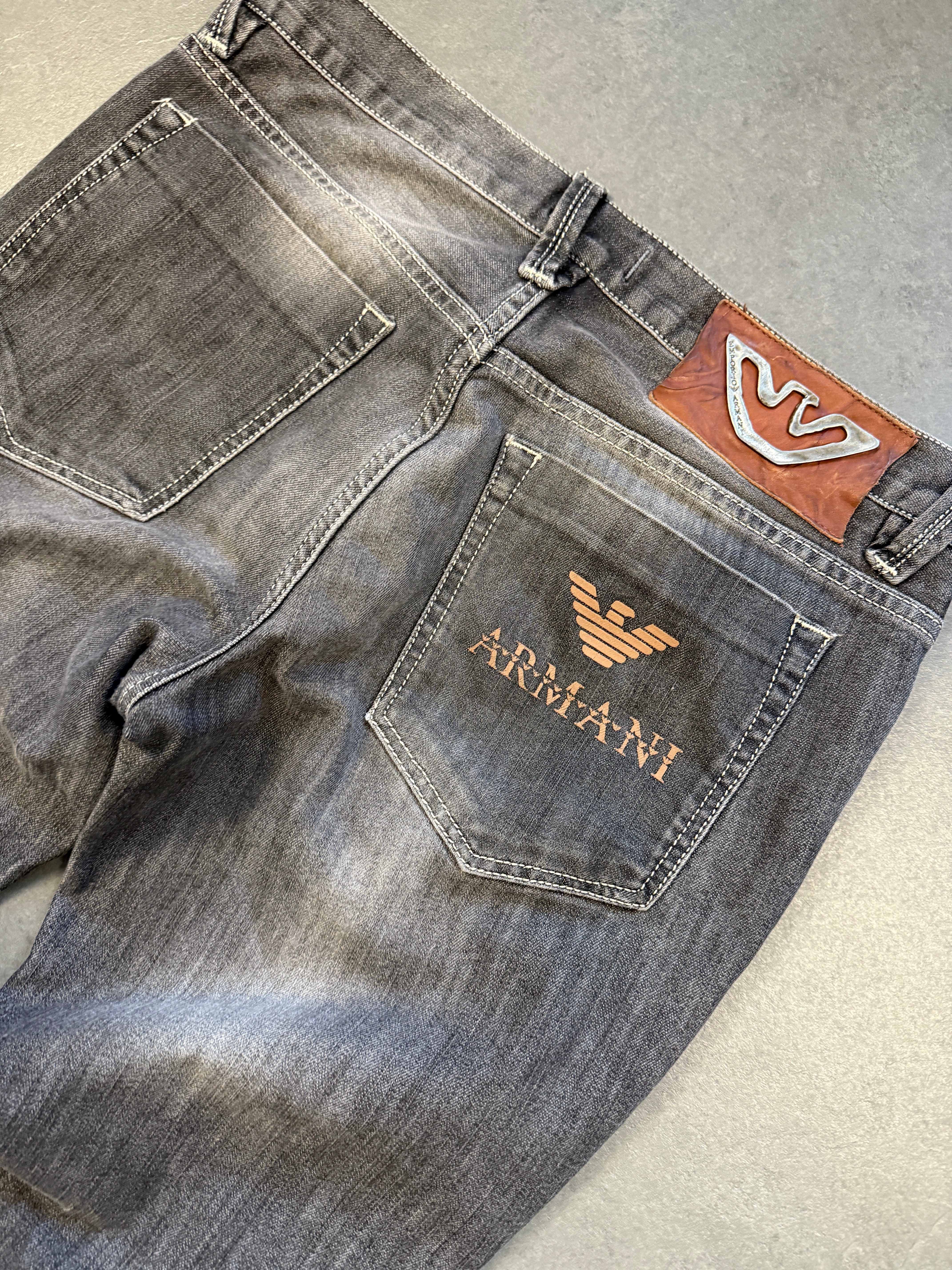 ARMANI JEANS (W33)